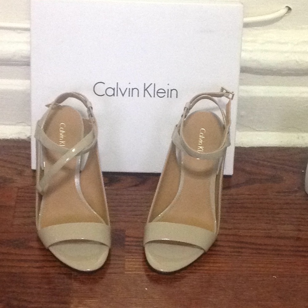 Calvin Klein Melville Patent